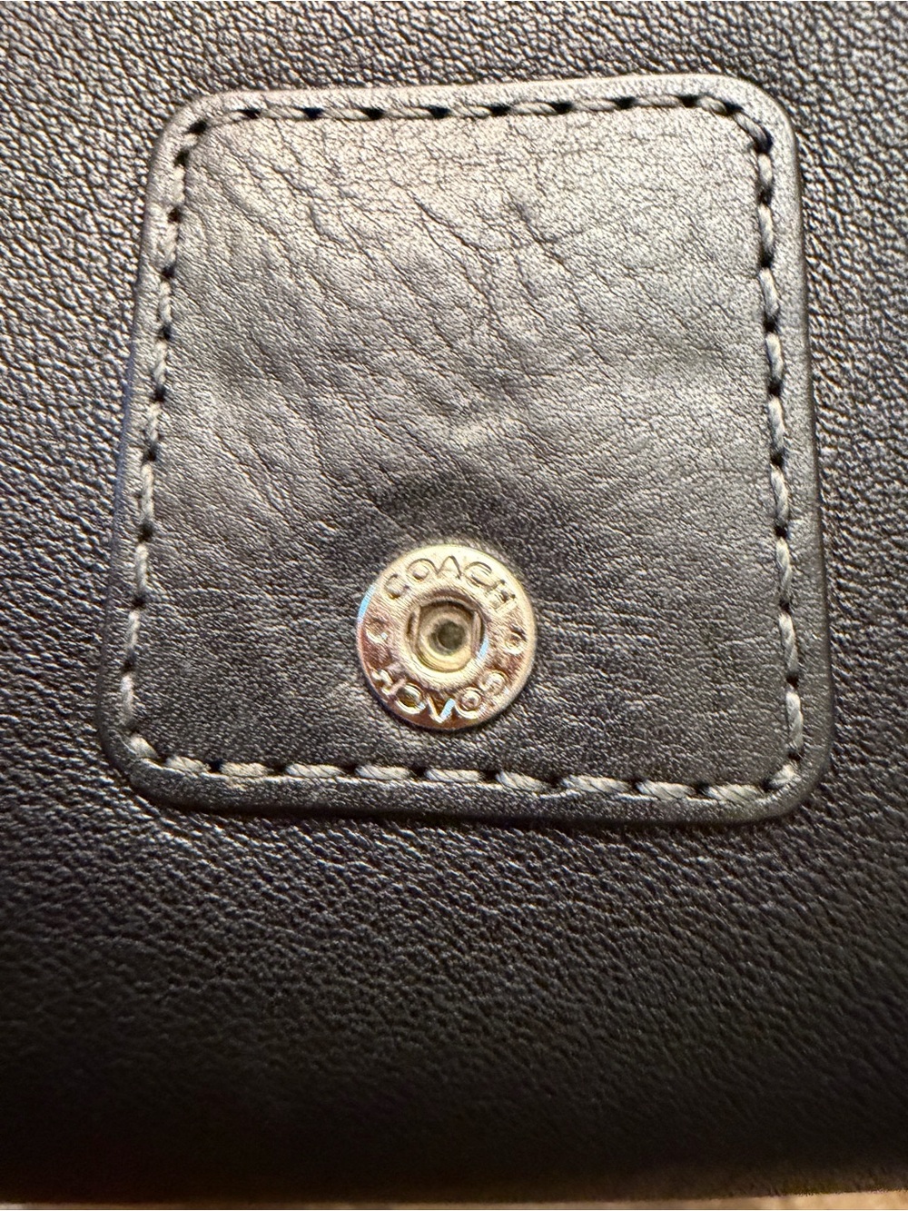 Vintage Coach Soho Buckle Compact Wallet with Dust Bag - Picture 9 of 17